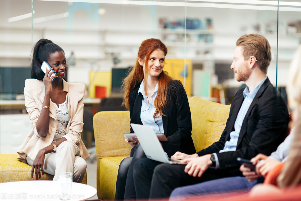 业务的人谈话。技术在手