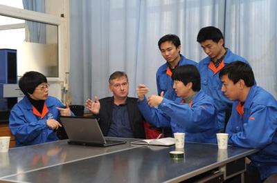 哈量集团与墨西哥Kalibrix公司开展业务交流