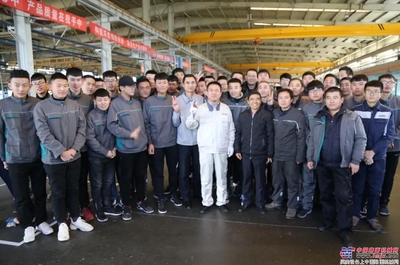 大国工匠在雷沃|与高铁研磨师宁允展切磋技艺