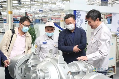 校企携手 合作创优,解放传动事业部与吉大汽车工程学院举行战略合作签约仪式